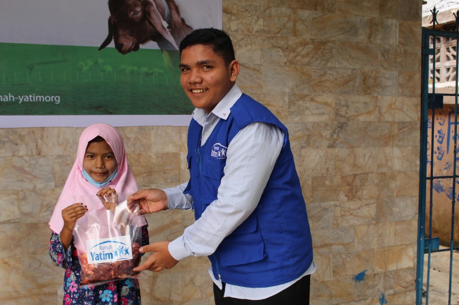 Manfaat Qurban Rumah Yatim Telah Dirasakan Ratusan Dhuafa Pekanbaru