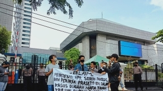 GLAM MENGGUGAT : Tangkap dan periksa Ketua DPRD PRASETYO EDI MARSUDI DKI JAKARTA