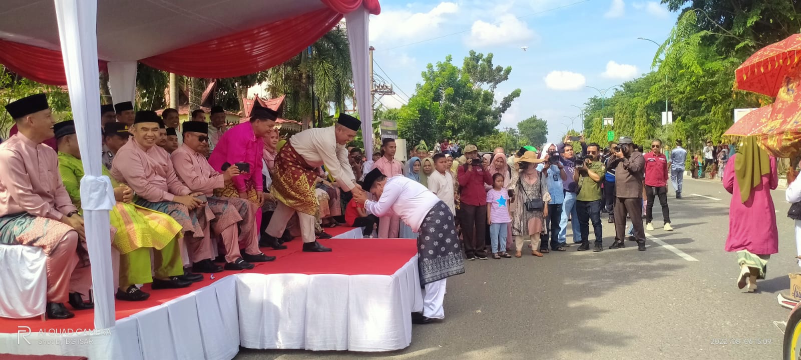 Pawai Budaya atau Karnaval Bagholek Godang Ini Penggambaran Adat Istiadat Serta Budaya yang Berharga di Kabupaten Kampar