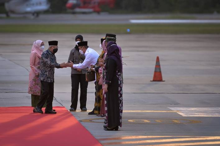 Resmikan BRK Syariah, Wakil Presiden Telah Tiba di Pekanbaru