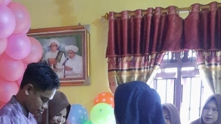 M. Ridiandi. R, S.T lakukan tepuk tepung tawar mengharap restu keluarga & masyarakat Pasca Keluar DCT